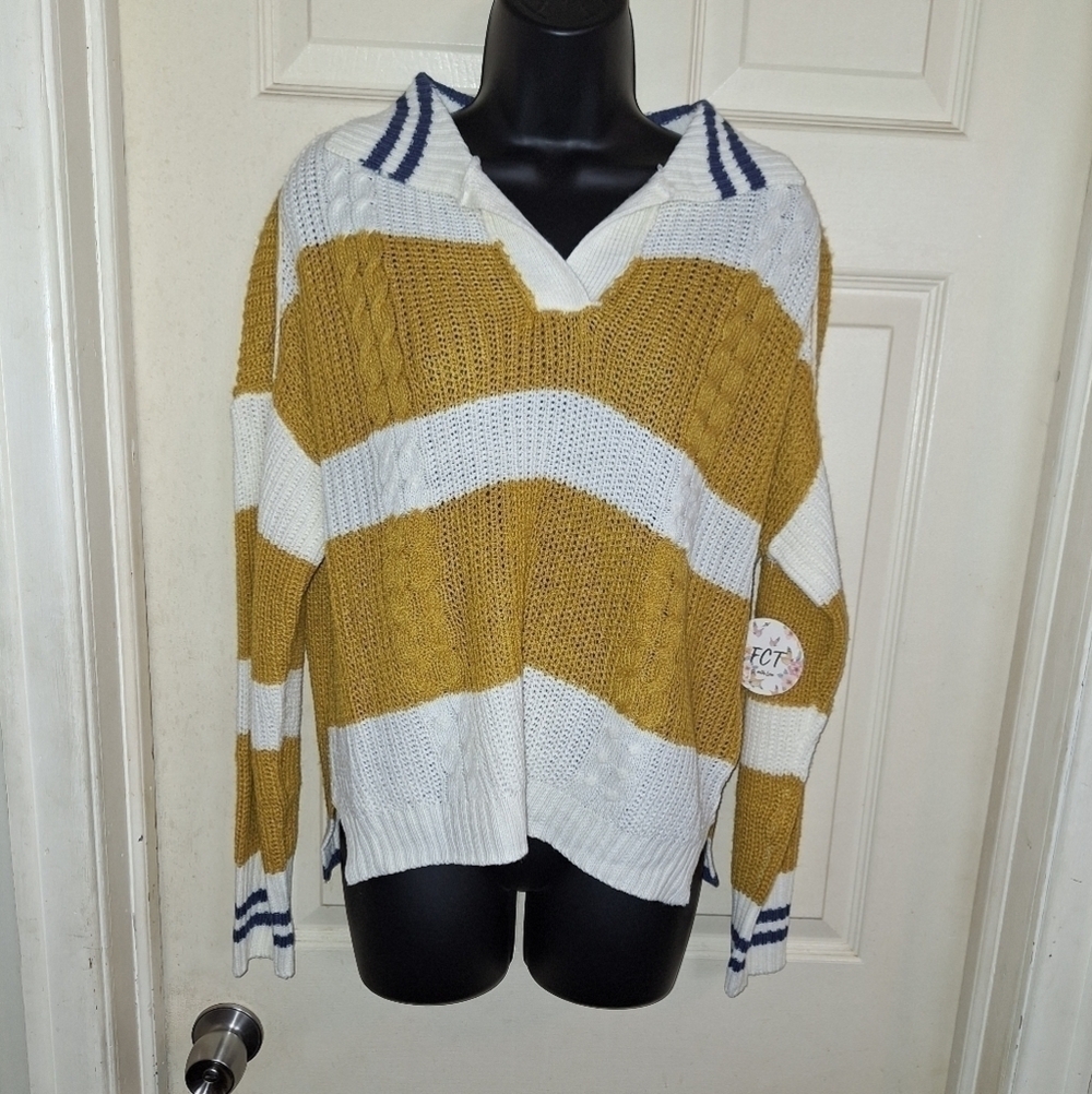 FCTthin knitted sweater great for Chili afternoons size medium